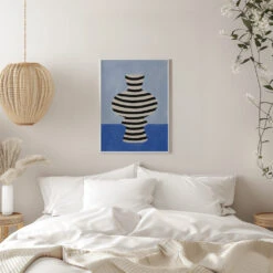 Striped Vase Illusion - Stretched Canvas, Poster Or Fine Art Print(Striped Vase Illusion Stretched Canvas Poster Or Fine Art Print) -Heart Wall Art Store pictufy interior white bedroom ratio 5x7 2551435