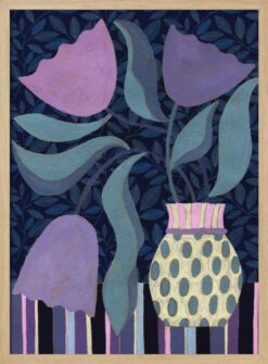 Lavender Tulip Still Life - Stretched Canvas, Poster Or Fine Art Print(Lavender Tulip Still Life Stretched Canvas Poster Or Fine Art Print) -Heart Wall Art Store pictufy light wood 50x70 3167132